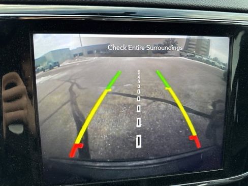 Used 2020 Jeep Grand Cherokee Altitude image 17