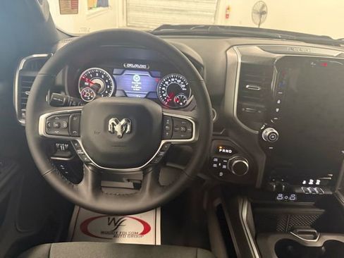 New 2026 RAM 1500 Big Horn AWD/4WD image 16