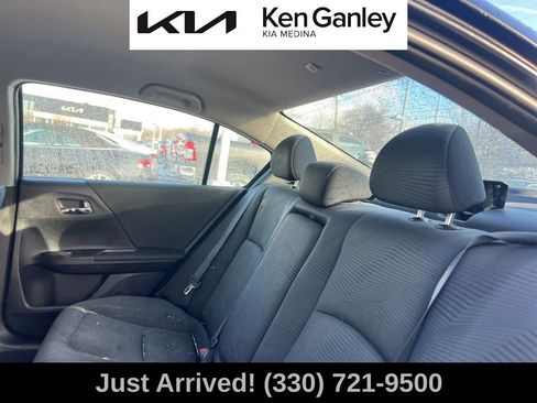 Used 2017 Honda Accord LX image 10