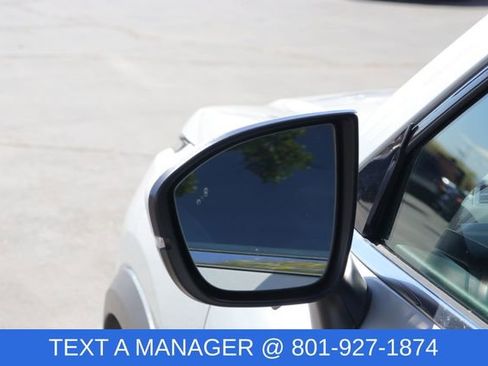 Used 2025 Nissan Pathfinder SV AWD/4WD image 11