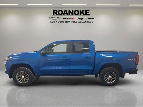 Used 2023 Chevrolet Colorado LT w/ LT Convenience Package II image 6