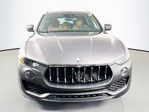 Used 2023 Maserati Levante GT AWD/4WD image 2