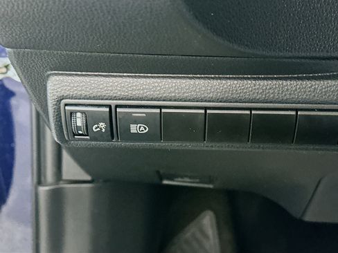 Used 2024 Toyota Corolla LE FWD image 17