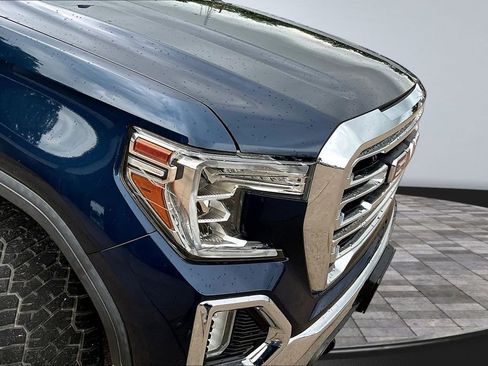 Used 2020 GMC Sierra 1500 SLT AWD/4WD image 30