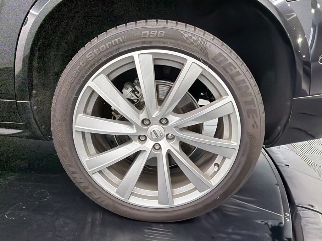 Used 2023 Volvo XC90 B6 Plus AWD/4WD image 17