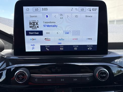 Used 2025 Ford Escape ST-Line FWD image 12