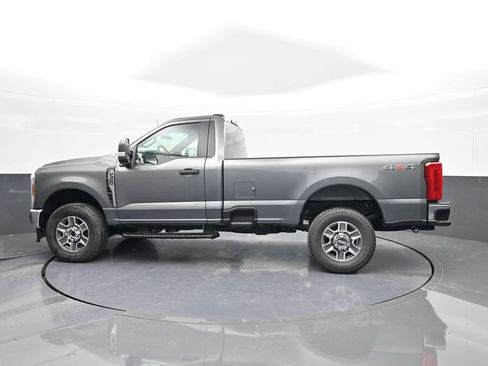 New 2025 Ford F350 XLT image 5
