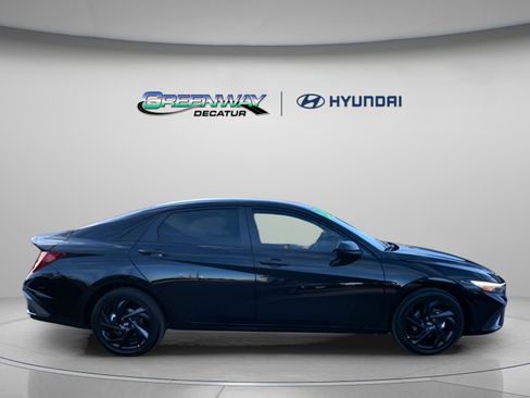New 2026 Hyundai Elantra Sport image 8