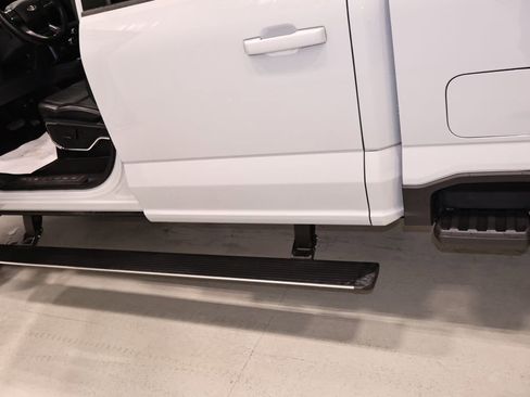 Certified 2025 Ford F250 Platinum w/ Tremor Off-Road Package AWD/4WD image 48