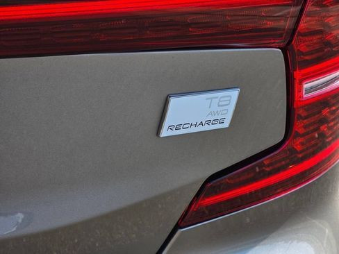 Used 2021 Volvo S60 T8 R-Design w/ Climate Package AWD/4WD image 16