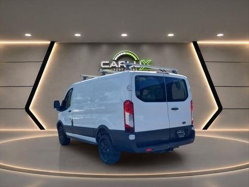 Used 2015 Ford Transit 250 130 Low Roof RWD image 5
