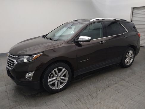 Used 2020 Chevrolet Equinox Premier AWD/4WD image 2