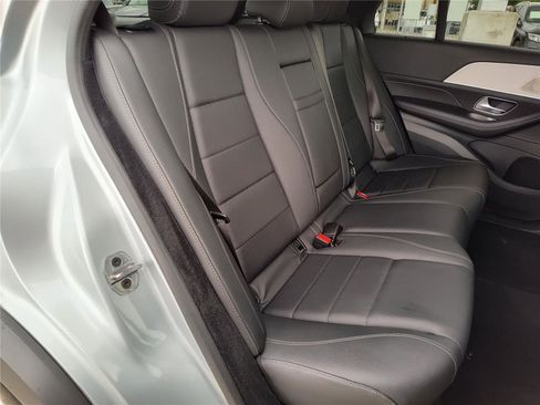 Used 2025 Mercedes-Benz GLE 350 4MATIC image 25