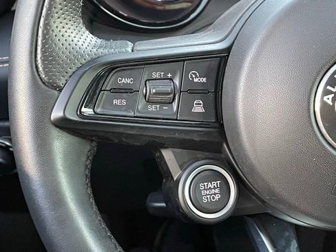 Used 2024 Alfa Romeo Tonale Ti image 22