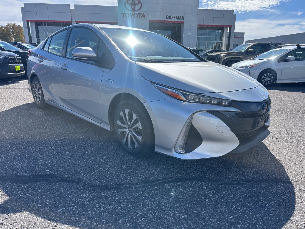 Used 2021 Toyota Prius Prime LE FWD image 1
