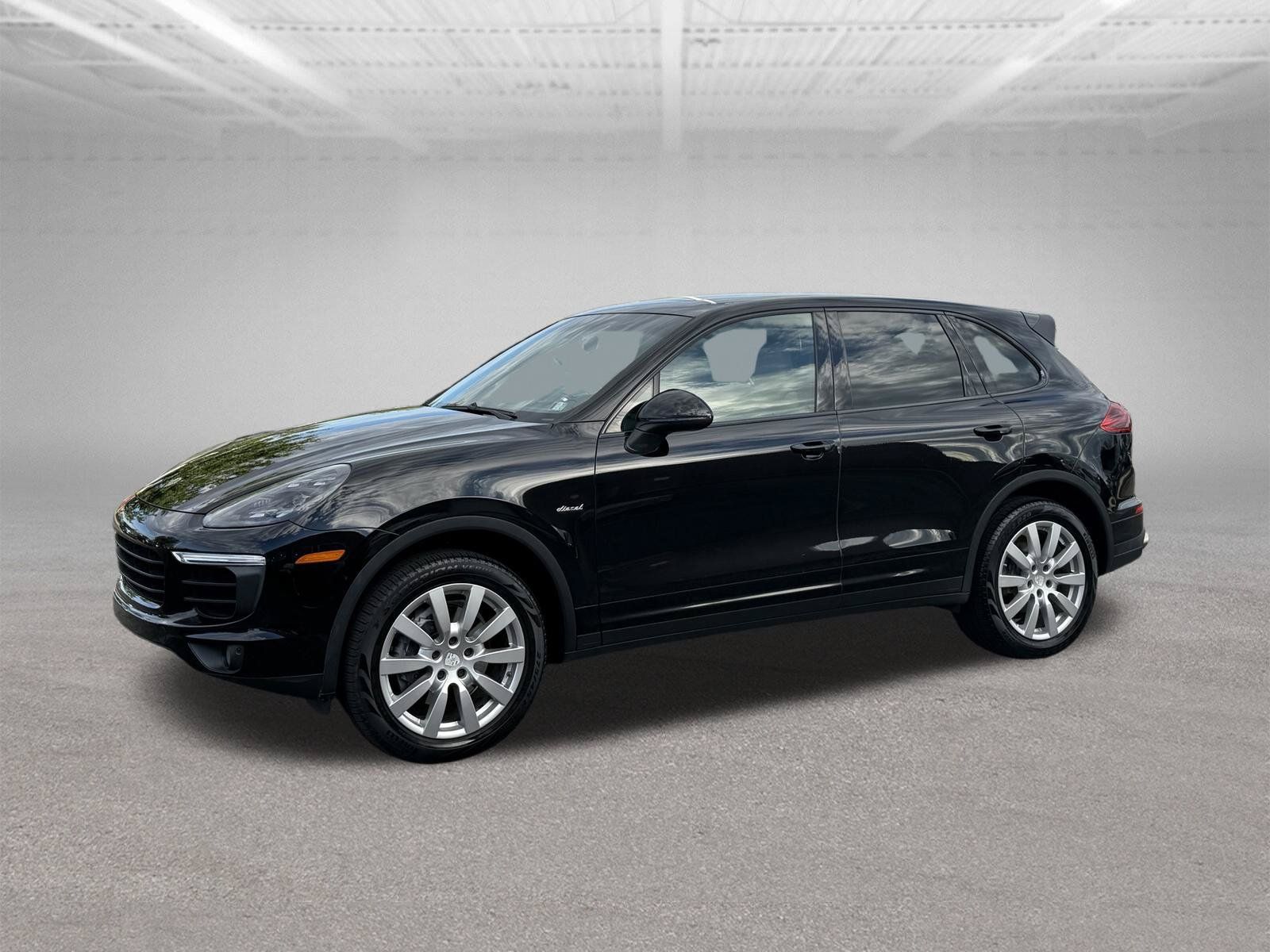 Used 2015 Porsche Cayenne Diesel AWD/4WD image 3