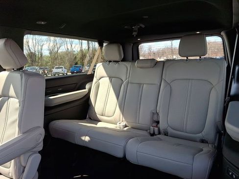 New 2026 Jeep Grand Wagoneer L 4WD image 7