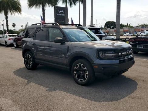 Used 2022 Ford Bronco Sport Outer Banks w/ Tech Package AWD/4WD image 3