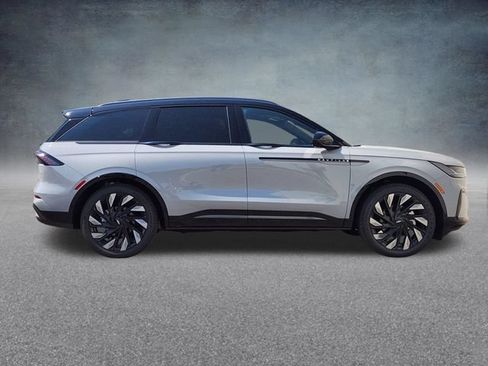 New 2026 Lincoln Nautilus Reserve AWD/4WD image 8