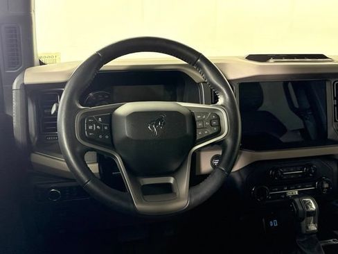 Used 2024 Ford Bronco Wildtrak AWD/4WD image 30