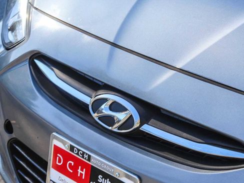 Used 2017 Hyundai Accent SE image 9