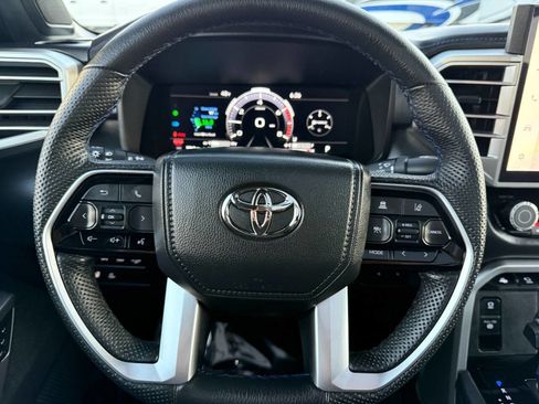 Used 2025 Toyota Tundra Platinum image 34