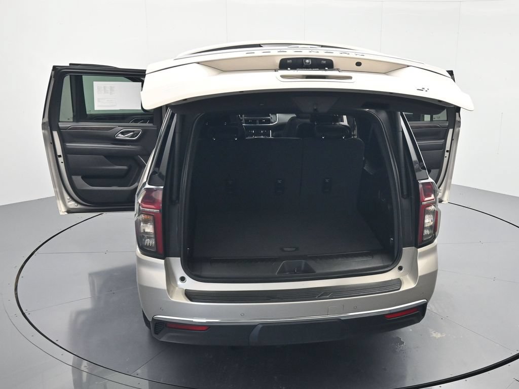 Certified 2024 Chevrolet Suburban LT w/ LT Signature Plus Package AWD/4WD image 49