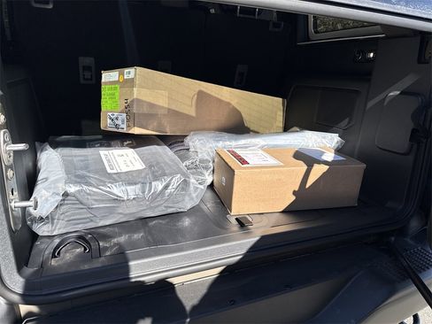 New 2025 Ford Bronco Badlands w/ Sasquatch Package image 18