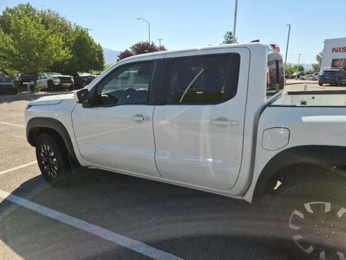 Certified 2023 Nissan Frontier PRO-4X w/ Technology Package AWD/4WD image 38