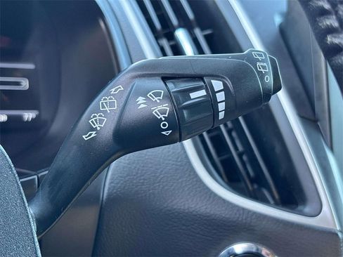 Used 2024 Ford Edge SEL image 25