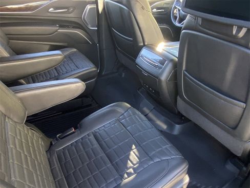 Used 2023 Cadillac Escalade Sport Platinum image 14