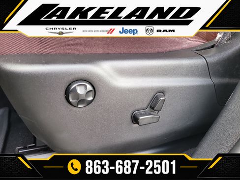 Used 2023 Dodge Durango R/T AWD/4WD image 19