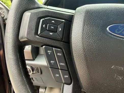 Used 2016 Ford F150 XLT w/ Equipment Group 302A Luxury AWD/4WD image 23