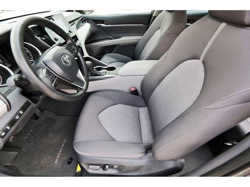 Used 2024 Toyota Camry LE image 11