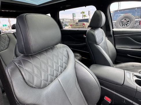 Used 2023 Hyundai Santa Fe Calligraphy AWD/4WD image 2