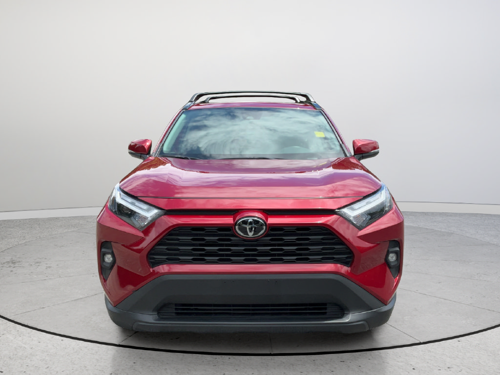 Used 2025 Toyota RAV4 XLE Premium FWD image 3