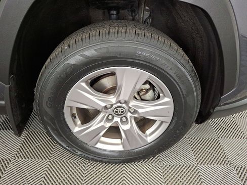 Certified 2023 Toyota RAV4 XLE AWD/4WD image 18