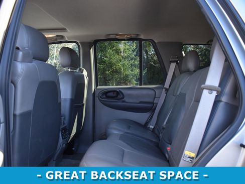 Used 2003 Chevrolet TrailBlazer LTZ w/ Skid Plate Package image 9