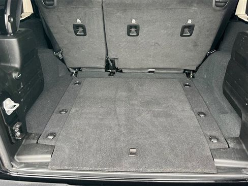 Used 2022 Jeep Wrangler Unlimited Sport image 15