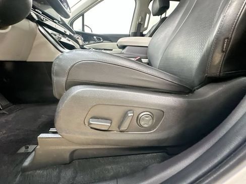 Used 2024 Kia Carnival SX Prestige FWD image 15