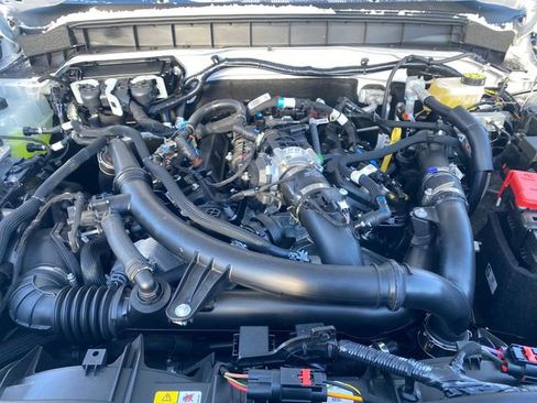 New 2025 Ford Bronco Outer Banks image 13