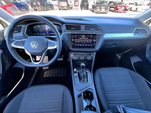Used 2024 Volkswagen Tiguan S image 12