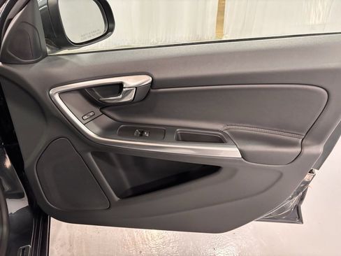 Used 2015 Volvo S60 T5 Premier image 19
