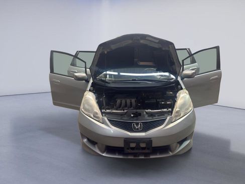 Used 2010 Honda Fit Sport image 9