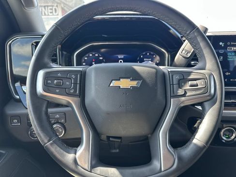 Used 2024 Chevrolet Silverado 1500 LT AWD/4WD image 20