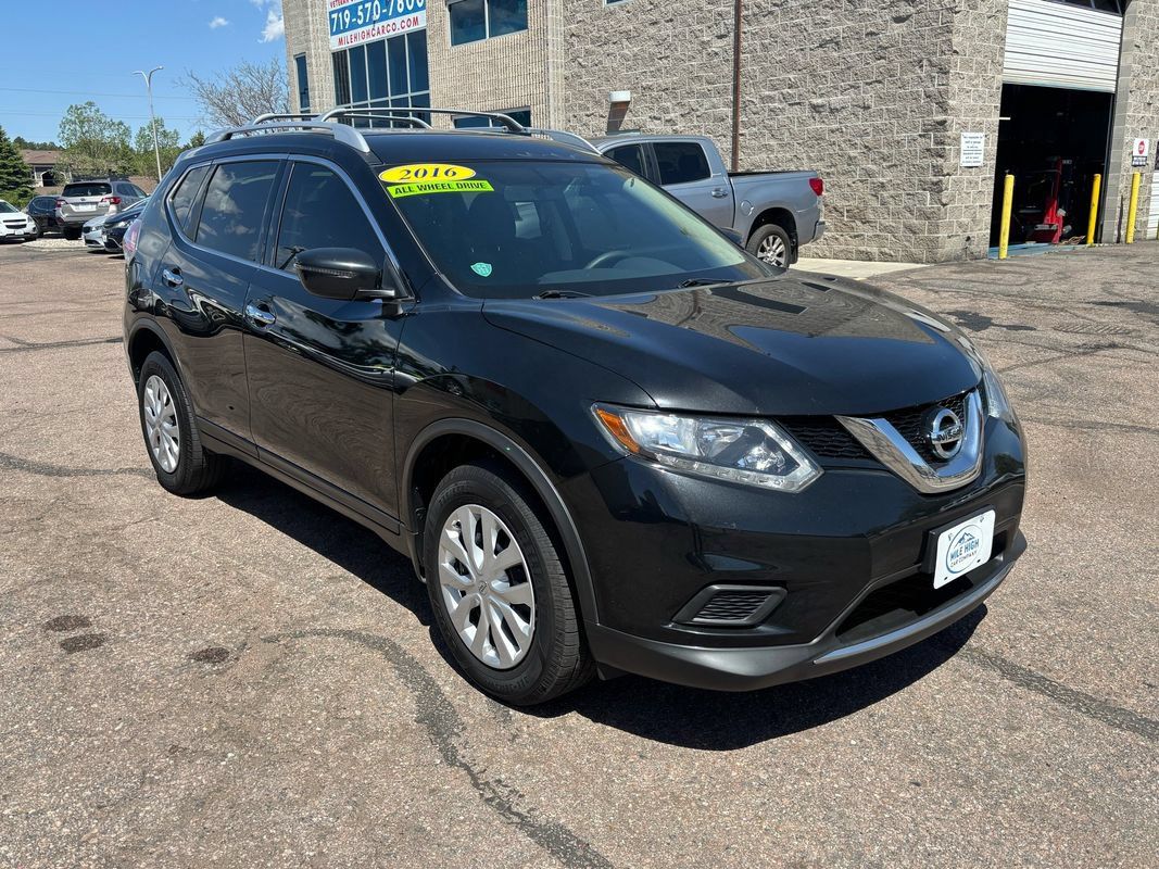 Used 2016 Nissan Rogue S w/ Appearance Package AWD/4WD image 1