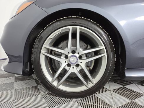 Used 2016 Mercedes-Benz E 350 4MATIC Sedan image 12