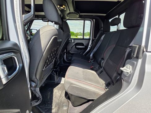 Used 2020 Jeep Gladiator Rubicon AWD/4WD image 32