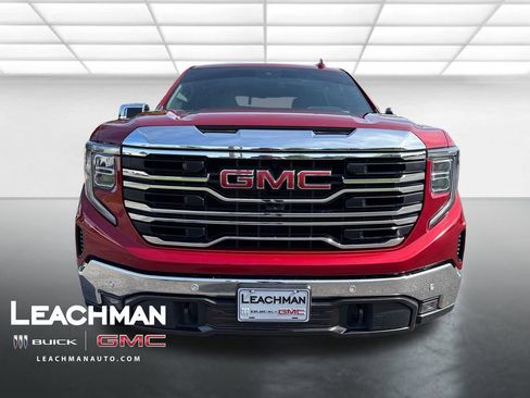 Used 2023 GMC Sierra 1500 SLT w/ SLT Premium Plus Package AWD/4WD image 10
