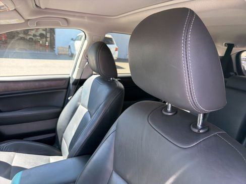 Used 2016 Subaru Outback 2.5i Limited image 7
